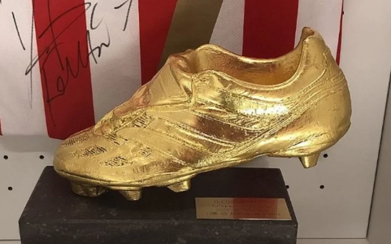 منافسة ساخنة.. هاري كين يتصدر سباق الحذاء الذهبي الأوروبي